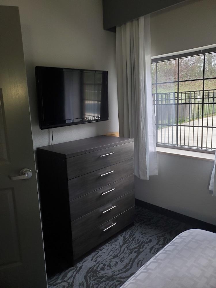 Candlewood Suites Knoxville Airport-Alcoa By Ihg Buitenkant foto